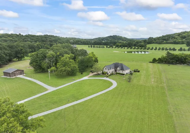 Homes for sale in Wartrace, TN | 120 Wartrace Creek Rd, Wartrace, TN 37183 | MLS# 3147940