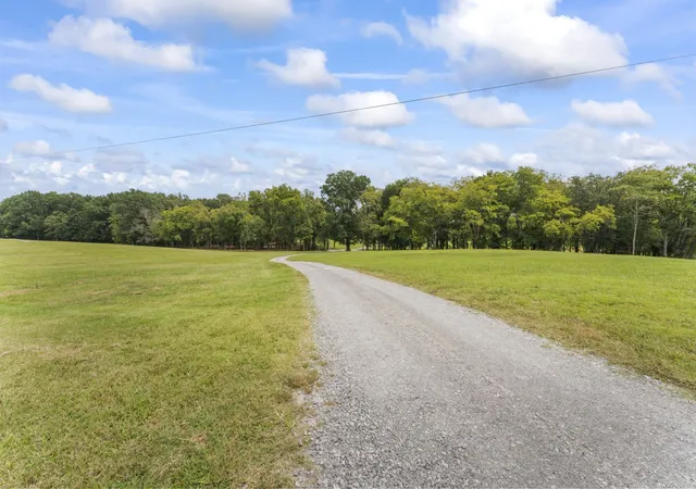 Homes for sale in Wartrace, TN | 120 Wartrace Creek Rd, Wartrace, TN 37183 | MLS# 3147940