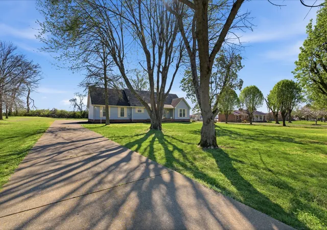 1st image of 751 Harden St, Gallatin, TN 37066 | MLS# 3153229