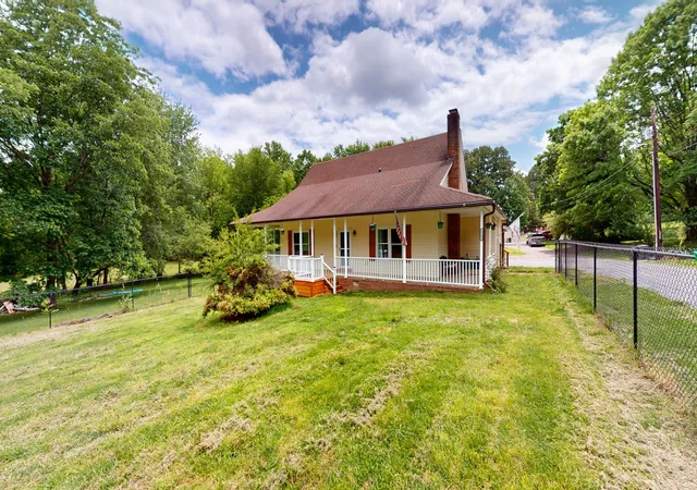 2nd image of 4648 31 Hwy W, Cottontown, TN 37048 | MLS# 3217389