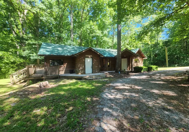 1st image of 932 Hayes Rd, Lawrenceburg, TN 38464 | MLS# 3148307