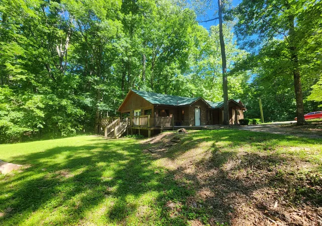 3rd image of 932 Hayes Rd, Lawrenceburg, TN 38464 | MLS# 3148307