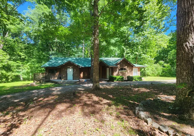 5th image of 932 Hayes Rd, Lawrenceburg, TN 38464 | MLS# 3148307