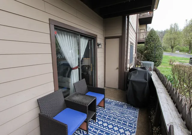 Homes for sale in Nashville, TN | 133 Hicks Rd #133 Lower level front, Nashville, TN 37221 | MLS# 3148498
