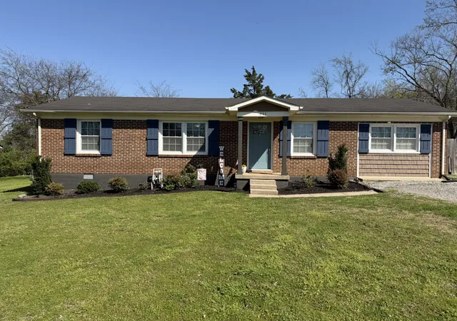 1st image of 233 Hopkins Ave, Lewisburg, TN 37091 | MLS# 3148317