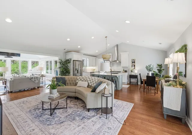 4th image of 2826 Sugar Tree Rd, Nashville, TN 37215 | MLS# 3148761