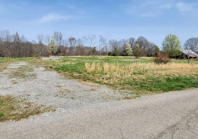 Photo 1 of Land for sale at 639 Houston Fielder Rd, Clarksville, TN 37043 | MLS# 3148714 | Listing updated on 2026-04-08