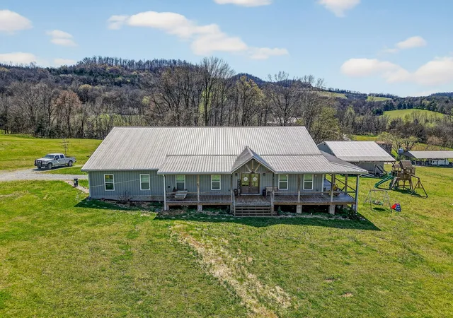 Photo 2 of Sale Pending at 422 Alexandria To Dismal Rd, Liberty, TN 37095 | MLS# 3149359 | Listing updated on 2026-09-14