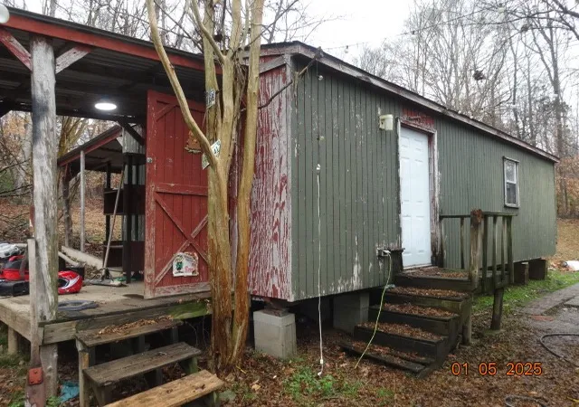 Homes for sale in Chapmansboro, TN | 1882 Jordan Rd, Chapmansboro, TN 37035 | MLS# 3149044