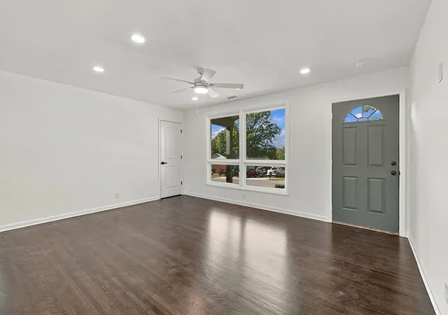 Photo 2 of Single family home for sale at 731 Work Dr, Nashville, TN 37207 | MLS# 3628014 | Listing updated on 2026-10-30