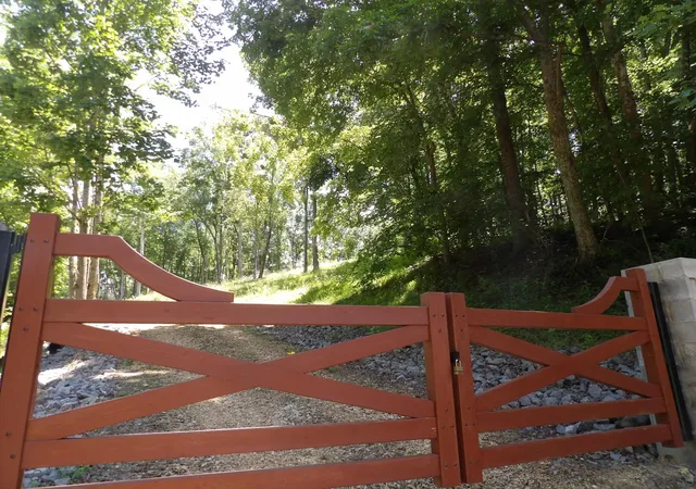 2nd image of 150 W John Davis Rd, Westmoreland, TN 37186 | MLS# 3149347
