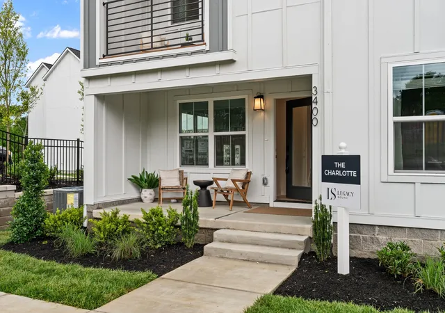 Photo 1 of Sale Pending at 137 Hart Ln, Nashville, TN 37207 | MLS# 3149377 | Listing updated on 2026-03-14