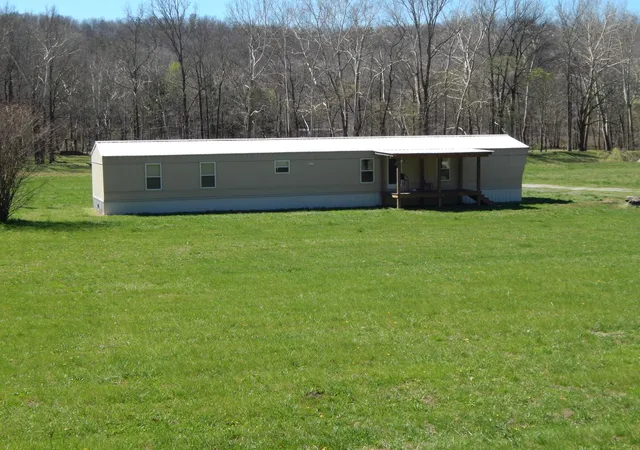 Photo 1 of Manufactured home for sale at 6223 Beech Crk Rd, Clifton, TN 38425 | MLS# 3149519 | Listing updated on 2026-09-13