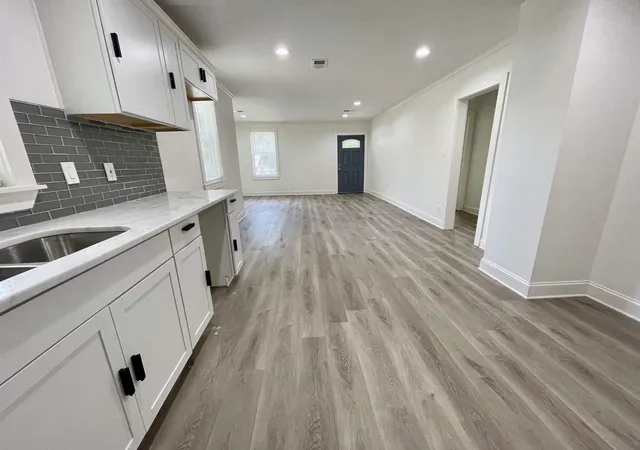 Photo 3 of Single family home for sale at 553 Josephine St, Memphis, TN 38111 | MLS# 3149523 | Listing updated on 2026-03-15