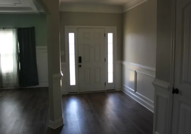 Photo 3 of Single family home for sale at 735 Sturdivant Dr, Clarksville, TN 37042 | MLS# 3150358 | Listing updated on 2026-10-07
