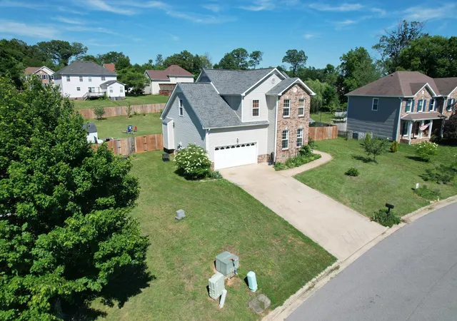 Homes for sale in Clarksville, TN | 734 Cedar Grove Ct, Clarksville, TN 37040 | MLS# 3230701