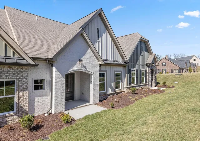 Homes for sale in Lookout Mountain, GA | 92 Founding Way #23, Lookout Mountain, GA 30750 | MLS# 3258684