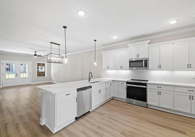 Homes for sale in Lookout Mountain, GA | 92 Founding Way #18, Lookout Mountain, GA 30750 | MLS# 3258687