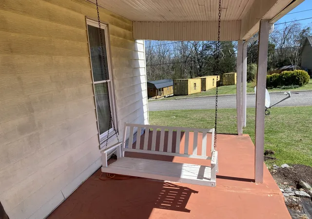 2nd image of 107 Twin Oaks Dr, Bell Buckle, TN 37020 | MLS# 3152410