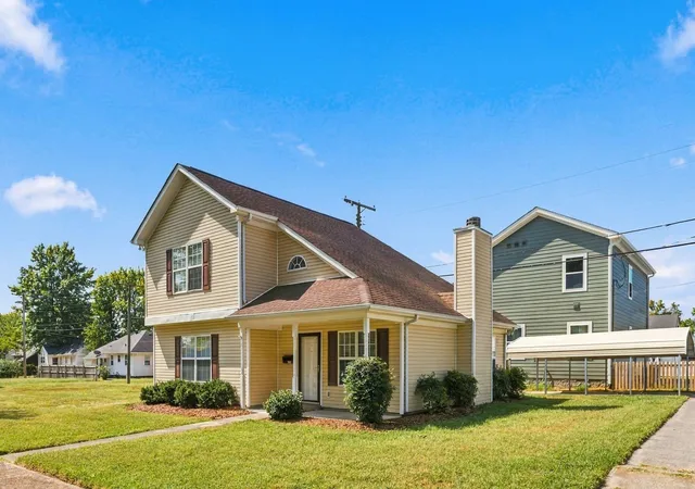 Photo 3 of Single family home for sale at 1000 Dodson St, Old Hickory, TN 37138 | MLS# 3596996 | Listing updated on 2026-09-21
