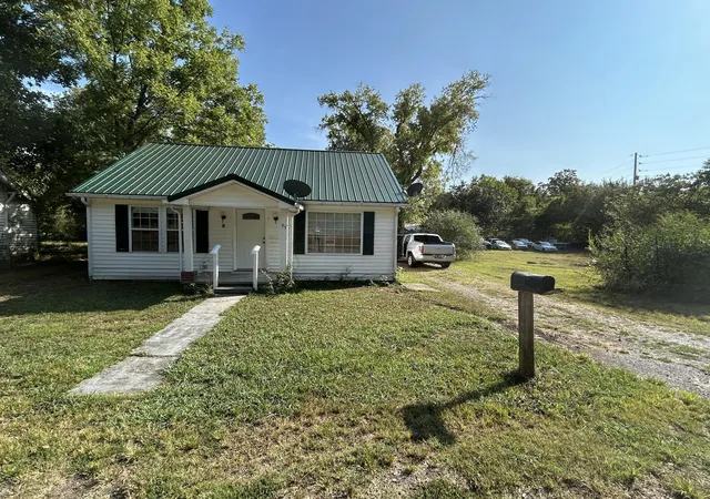 Homes for sale in Stewart, TN | 95 Front St, Stewart, TN 37175 | MLS# 3150065