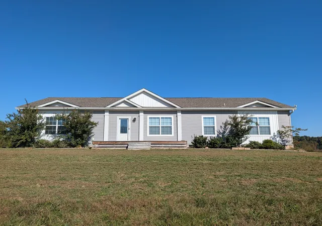 Single family home for sale at 4637 Ideal Valley Rd, Spring City, TN 37381 | MLS# 3304355
