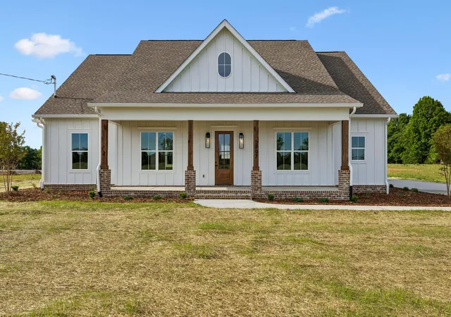 Single family home for sale at 2797 Unionville Rd, Chapel Hill, TN 37034 | MLS# 3155847
