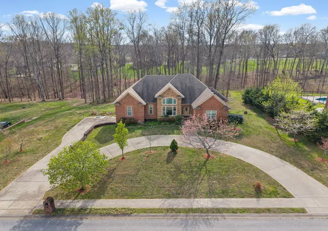 Homes for sale in Clarksville, TN | 208 Markie Dr, Clarksville, TN 37043 | MLS# 3150247