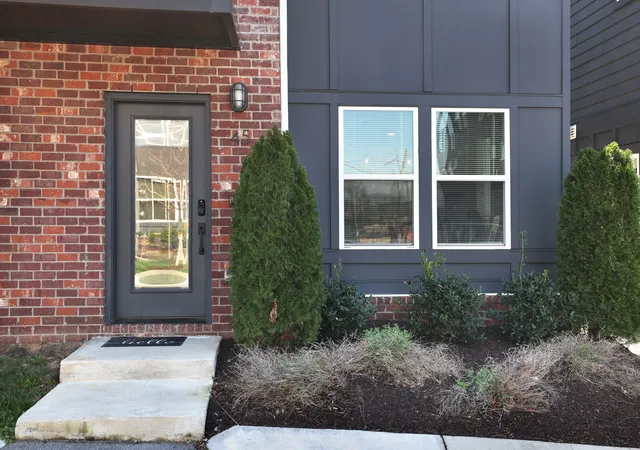 Listing Photo 5 - Condo for sale in building located at 102 Duke St, Nashville, TN 37207 - Unit #45