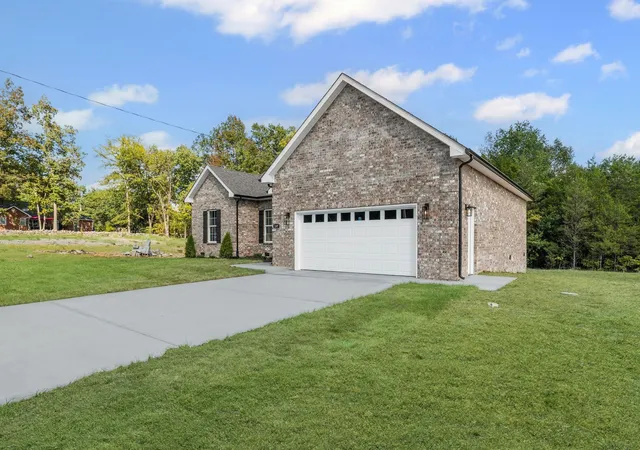 Homes for sale in Shelbyville, TN | 107 Stonebrook Dr, Shelbyville, TN 37160 | MLS# 3150293