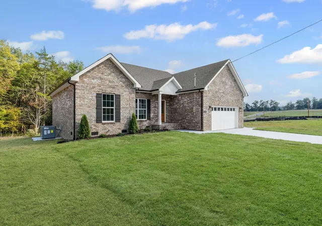 Homes for sale in Shelbyville, TN | 107 Stonebrook Dr, Shelbyville, TN 37160 | MLS# 3150293