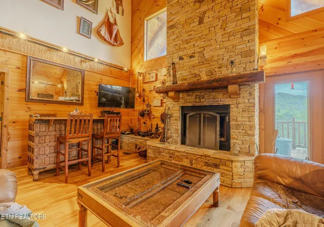 3rd image of 4160 Green Corner Rd, Hartford, TN 37753 | MLS# 3278393