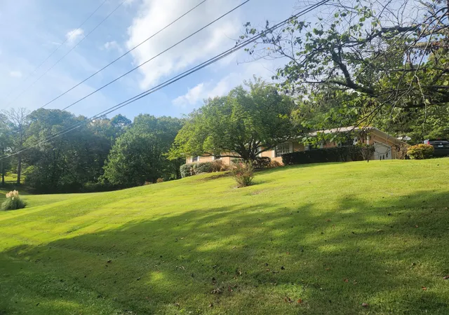 Homes for sale in Niota, TN | 310 Hill Top Dr, Niota, TN 37826 | MLS# 3193946