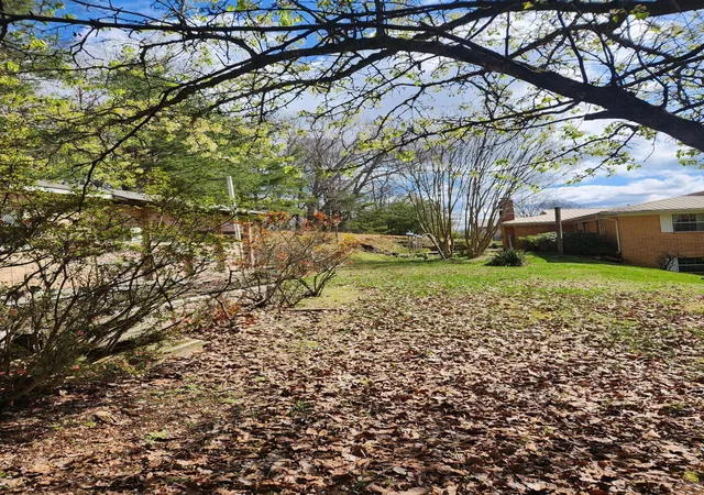 4th image of 310 Hill Top Dr, Niota, TN 37826 | MLS# 3193946