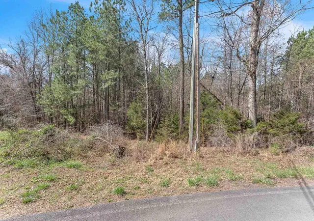 Photo 4 of House for sale at 806 Finnell Rd NW, Cleveland, TN 37312 | MLS# 3219858 | Listing updated on 2026-08-17