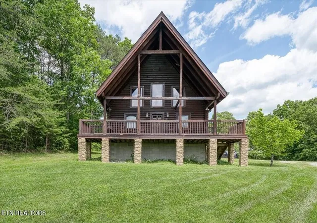 Homes for sale in Spencer, TN | 101 Meadow View Lane, Spencer, TN 38585 | MLS# 3152523