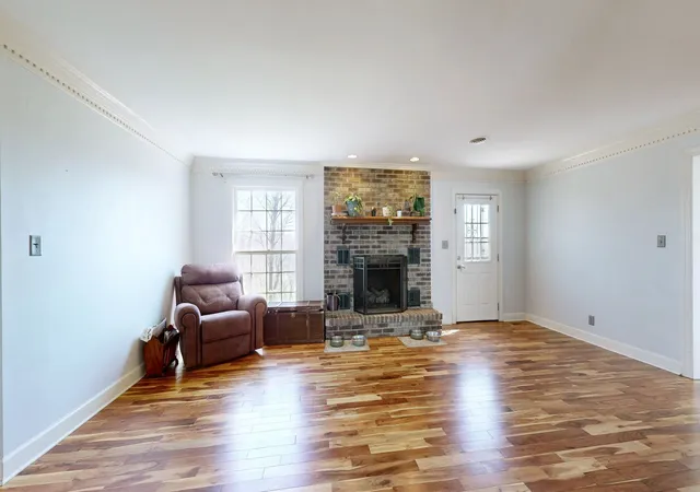 3rd image of 808 Shady Bluff Trl, Clarksville, TN 37043 | MLS# 3155961