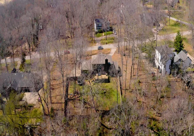 42nd image of 808 Shady Bluff Trl, Clarksville, TN 37043 | MLS# 3155961