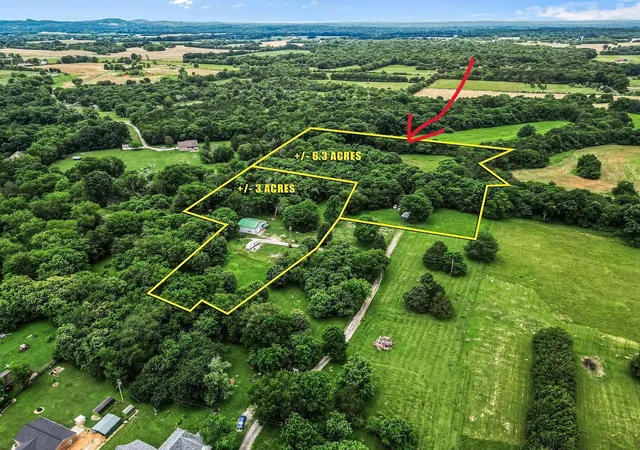 Homes for sale in Lewisburg, TN | 2512 Verona Caney Rd, Lewisburg, TN 37091 | MLS# 3153097