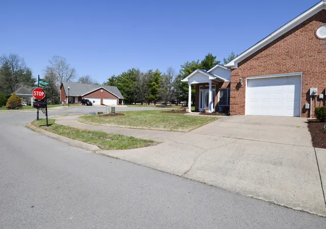 Photo 4 of Single family home for sale at 441 Brady Ln, Gallatin, TN 37066 | MLS# 3156442 | Listing updated on 2026-10-05