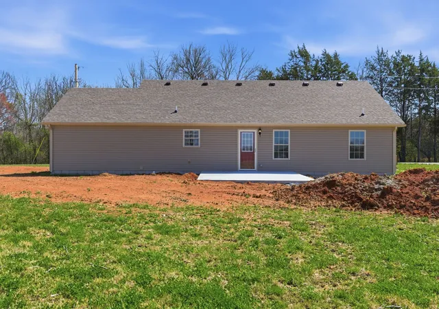 Homes for sale in Winchester, TN | 5 Paynes Church Rd, Winchester, TN 37398 | MLS# 3154737
