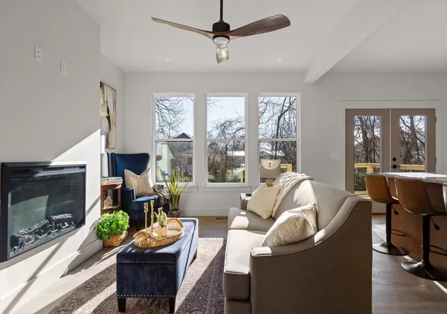 Photo 2 of Single family home for sale at 1850 Newell Ave, Chattanooga, TN 37404 | MLS# 3338256 | Listing updated on 2026-08-17