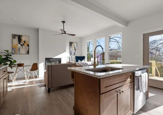 Photo 4 of Single family home for sale at 1850 Newell Ave, Chattanooga, TN 37404 | MLS# 3338256 | Listing updated on 2026-08-17