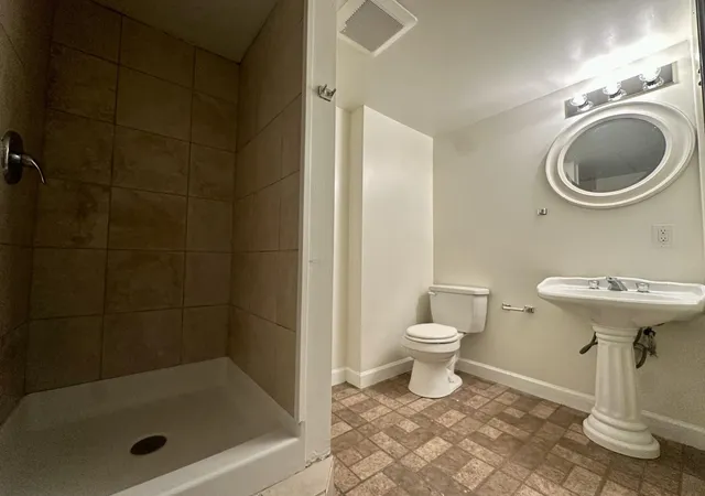 Photo 2 of Multi family home for sale at 3950 Arbor Pl Ln, Chattanooga, TN 37416 | MLS# 3514346 | Listing updated on 2026-10-27