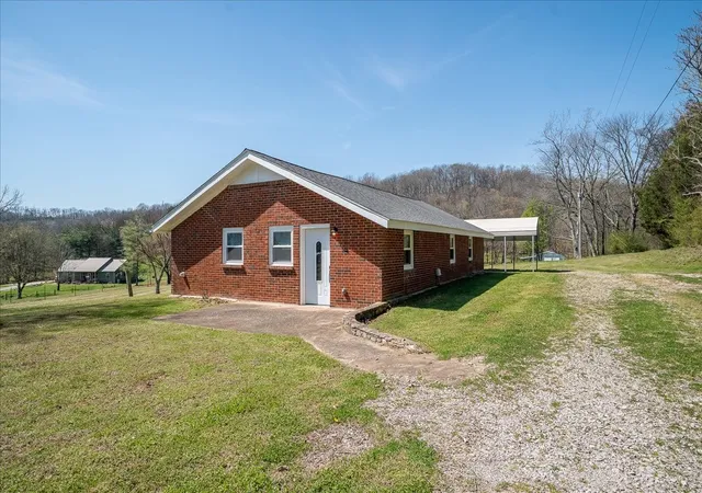 Photo 1 of Single family home for sale at 4388 Pulaski Hwy, Culleoka, TN 38451 | MLS# 3591945 | Listing updated on 2026-10-09