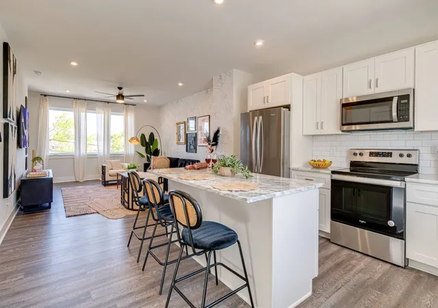 2nd image of 5629 Lenox Ave, Nashville, TN 37209 | MLS# 3159661