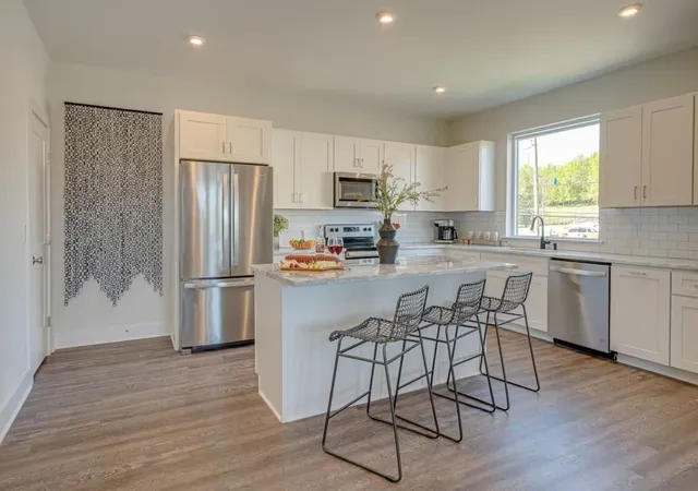 2nd image of 5631 Lenox Ave, Nashville, TN 37209 | MLS# 3159658