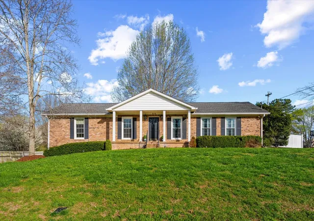 Photo 1 of Single family home for sale at 510 Hemingway Dr, Columbia, TN 38401 | MLS# 3155428 | Listing updated on 2026-09-23