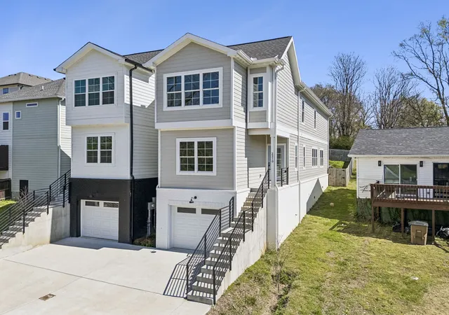 2nd image of 2210 18th Ave N, Nashville, TN 37208 | MLS# 3160130