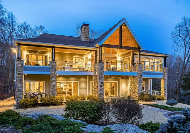 1st image of 659 Harbour Greens Pl, Sparta, TN 38583 | MLS# 3155452